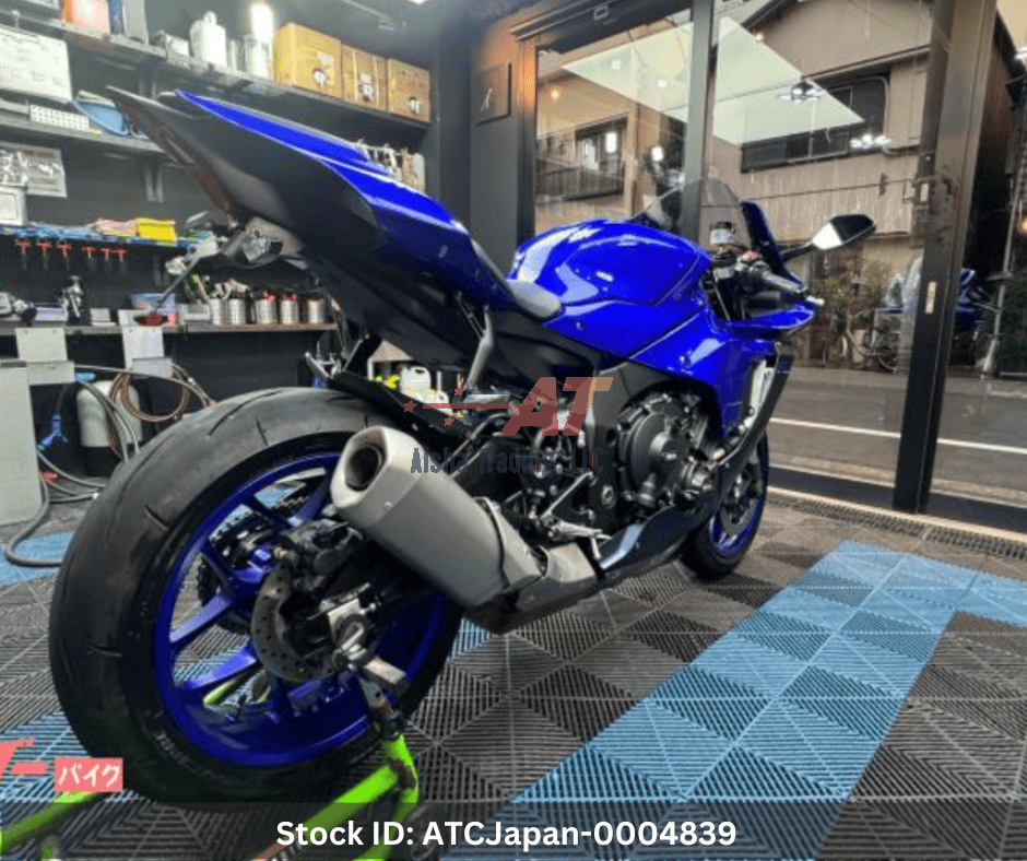 2022 Yamaha YZF-R1